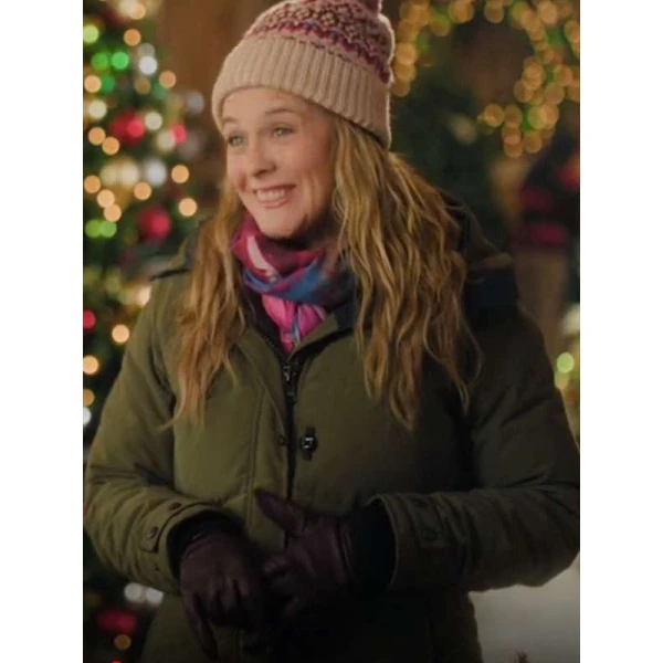 Alicia Silverstone A Merry Little Ex-Mas Green Jacket