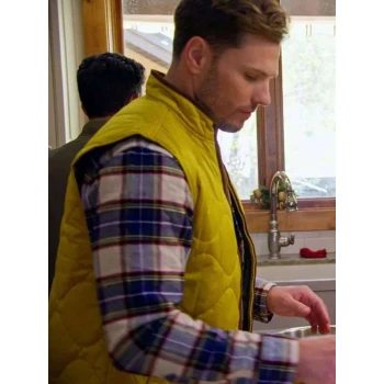 Craig Geoghan Finding Mr Christmas Yellow Vest