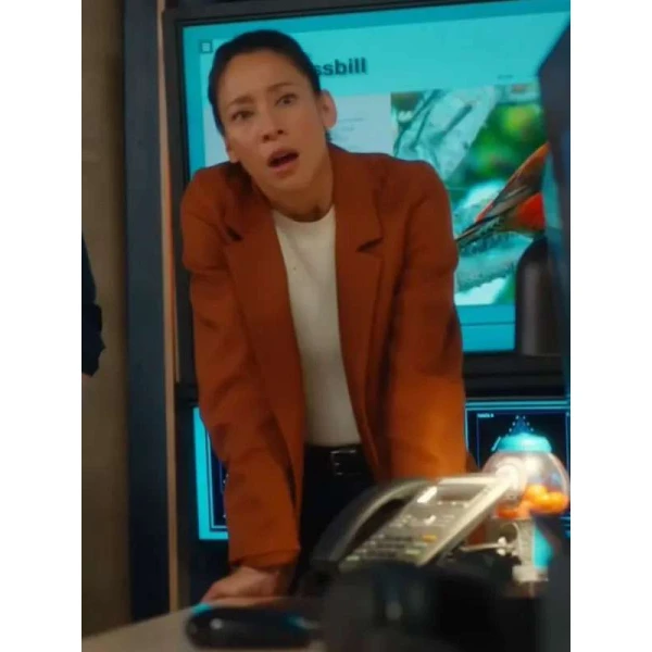 Hudson and Rex S08 Mayko Nguyen Brown Blazer