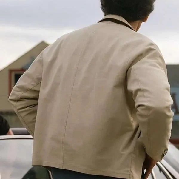 John Magaro The Mastermind Beige Jacket John Magaro The Mastermind Beige Jacket