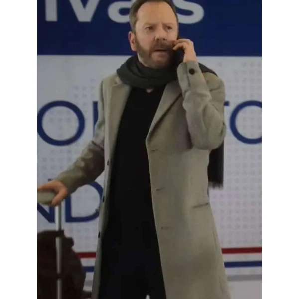 Kiefer Sutherland Tinsel Town 2025 Grey Coat