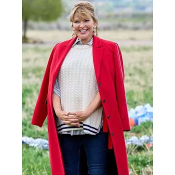 Melissa Peterman Finding Mr. Christmas S02 Red Coat