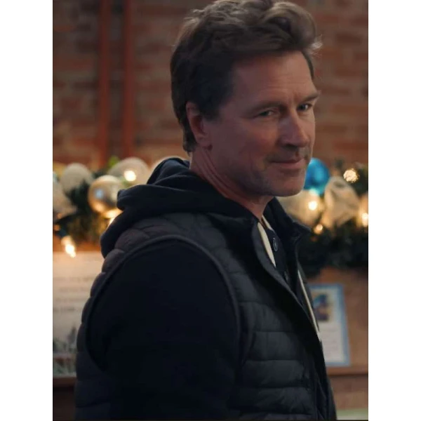 Paul Greene Timeless Tidings of Joy Puffer Vest